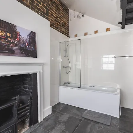 The Victorian Maisonette London Exterior photo